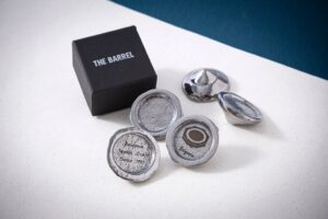 川口の鋳物文化とバレル研磨技術から生まれたベーゴマ THE BARREL