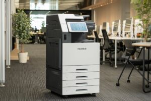富士フイルムBI、初のAI技術採用A3カラー複合機を10月29日発売へ