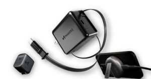 メイカーズ、巻取り式ケーブル内蔵急速充電器SOLIDZ Model ISを発売