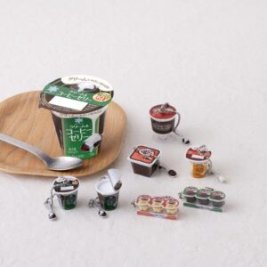 雪印メグミルクのゼリーやプリンがガシャポンに 2026年10月より順次発売へ