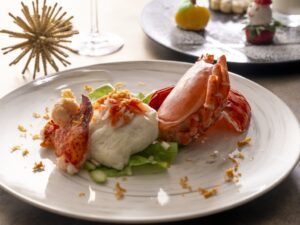 クリスマスに向けた特別なホテルディナーを提供へ