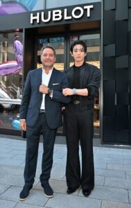 BTSのジョングクがウブロ銀座ブティックに来店 就任後初の日本ブティック訪問