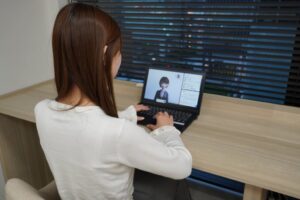 オープンアップITエンジニア、サポートスタッフ約500名を対象にAI面談を開始