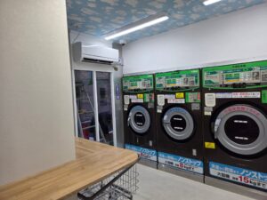 リビングセンター、大型コインランドリー川崎大師店を10月7日オープンへ
