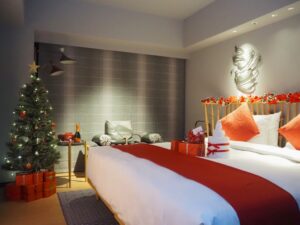 メルキュール京都ステーションが室数限定のクリスマスルームを12月に提供へ