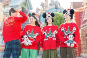 東京ディズニーリゾート、ディズニー・クリスマスのグッズやメニューを先行販売へ