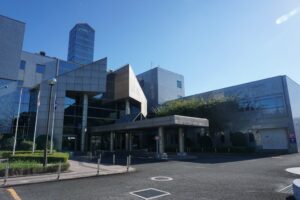 飯塚研究開発機構、研究開発室の利用料を半年間50％減額するキャンペーン実施へ