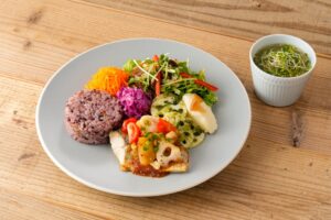 タニタカフェと万城シーズニングパートナーズがコラボメニューを10月提供へ
