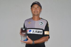 FC大阪の藪田光教監督が9月度２０２６／２７明治安田Ｊリーグ月間監督賞を受賞