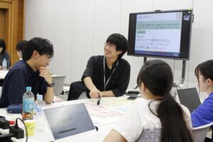 被爆の記憶を伝える側へ 全国の大学生が被爆者と学び継承活動を検討