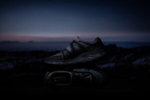 スノーピークとMERRELL、コラボ第4弾シューズを10月16日発売へ