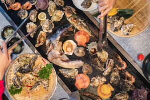 WOOD DESIGN PARK NOMAの牡蠣小屋が食べ放題メニューを一新