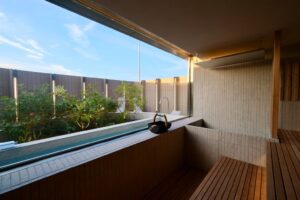 TTNE、福岡・天神のオフィス共用部に誕生したサウナのデザインをプロデュース