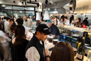 渋谷・桜丘に立ち飲みHiggledy Piggledyがオープン