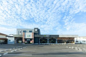 FIT-EASY 福山蔵王店がオープン 広島県内初のアミューズメントも