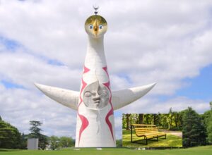 万博記念公園の木製ベンチ45台を再生 シティライフNEWらがCF開始