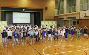 フジッコが豆の日に食育イベント開催 アバンギャルディも登場しおまめサンバ初披露