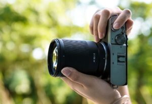 レンズの見た目まで、自分らしく。外観カスタムが楽しめる「TTArtisan Neo AF 85mm f/1.8」Lマウント用発売