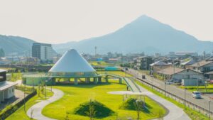 福井県高浜町に高浜公園ソラノワが開園 隈研吾氏らが設計