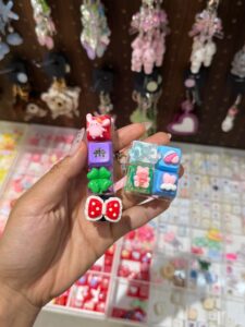らぶLabのキーボードキーホルダー累計販売数が2万個を突破