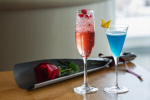 記念日に花で気持ちを伝える宿泊パッケージとカクテルプランが登場