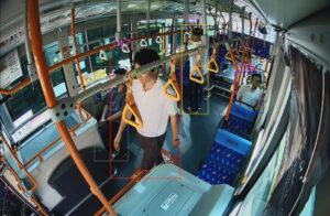 国際興業がAIカメラ活用のバス乗員安全システムを導入
