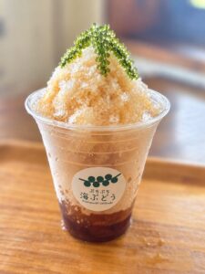 海ん道に海ぶどう氷ぜんざいが登場 海ぶどうと沖縄ぜんざいを融合