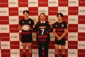 福岡大学ラグビー部が日立建機日本株式会社とスポンサー契約を締結