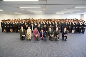 DYMグループ、2027年卒の内定承諾者を迎え、内定式および内定者懇親会を開催