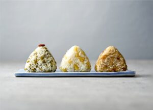 銀座若菜が混ぜるだけのおにぎりの素漬けむすび3種を10月16日発売へ