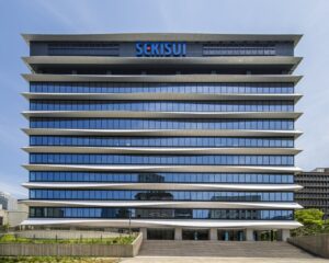 積水化学の大阪本社が入居する堂島関電ビルが2026 年度グッドデザイン賞を受賞
