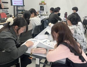 国際アート＆デザイン大学校がパーソルテンプスタッフによる声優支援研修を実施