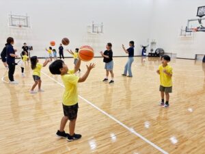 沖縄アリーナ株式会社が第52回沖縄市民 子どもスポーツ教室を開催