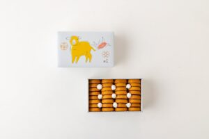 金谷菓子本舗、干支缶メープルキャラメルビスケを2026年11月6日発売へ