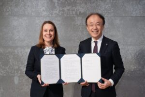 アムジェンと日本肥満学会、肥満症の研究と対策の推進に向けた産学連携に関する覚書を締結