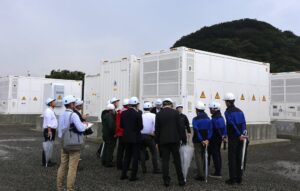 テスホールディングス、静岡菊川蓄電所で機関投資家向け見学会を実施