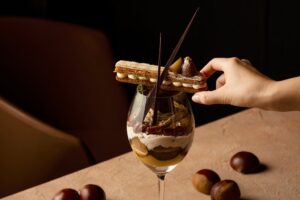 シックスセンシズ 京都、栗のアフタヌーンティーやパフェを10月23日より提供へ