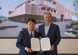オーストリア・WIEHAG社と「COOL WOOD」のライセンス契約