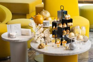 【W大阪】ビューティーブランド「d'Alba」との初のコラボレーションアフタヌーンティー「The Golden Glow Afternoon Tea」を期間限定で開催