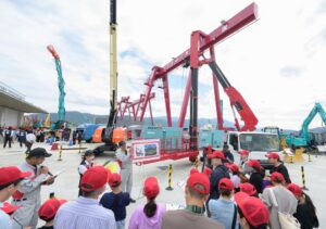アクティオと長野県、小学生向けに長野県おやこ建設フェスタ2026を初開催