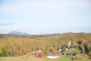 滝野すずらん丘陵公園で園内全域の紅葉が見頃に たきの紅葉まつり2026を開催中