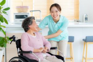 「子どものために、自分の未来のために」佐久市でひとり親家庭の就業・転職を応援する「はじめての介護のお仕事養成講座」開講式&マインドセット研修を開催