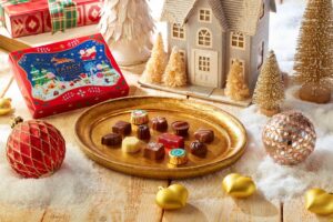 メリーチョコレート、おおでゆかこ氏デザインのクリスマス商品を11月1日発売へ