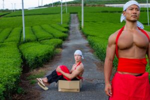 マッスルプラスが英語・繁体字中国語・タイ語版を公開　マッチョフリー素材サイト