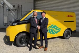 DHLジャパン、商用EVバンF11VSを導入 EV集配車は計51台に