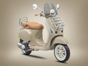 ベスパ LX “Vスペシャルエディション” を発売