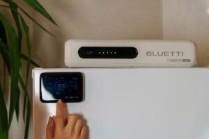 BLUETTIが冷蔵庫向け電源FridgePowerのMakuake調査結果を発表