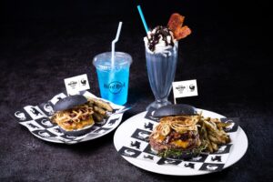 ハードロックカフェで映画ゴジラ-0.0公開記念メニューを期間限定販売へ