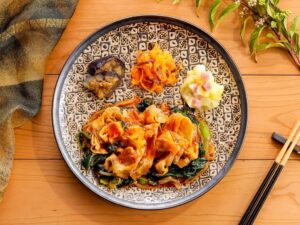 ナッシュが豚バラ肉の麻辣ソースを10月23日に新発売へ