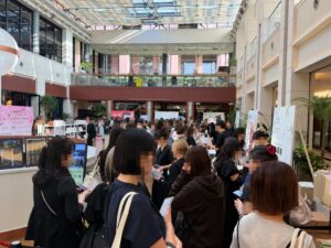 ClueMeticが恵比寿でポップアップ開幕 初日来場者は約1,000名